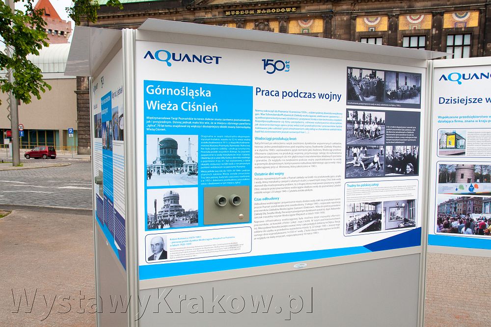 Wystawa plenerowa w Poznaniu - zdjęcie przedstawia nasz system wystawienniczy stworzony z profili aluminiowych